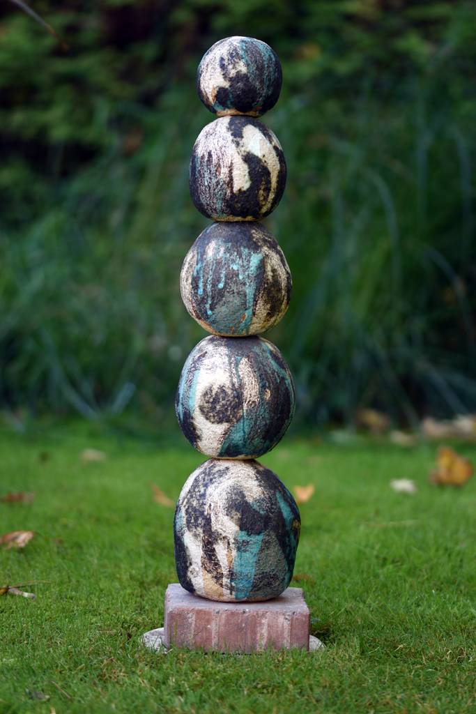Garden sculpture - Helen Ormerod Ceramics